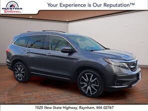 Honda Pilot Touring AWD with Rear Captain's Chairs