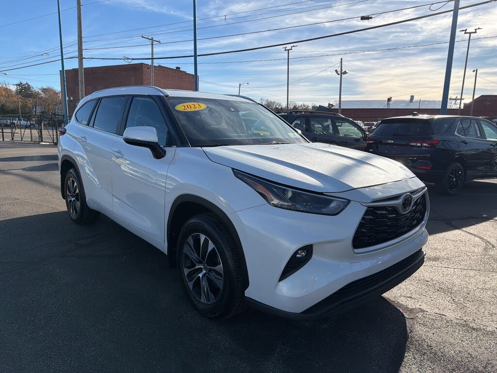 2023 Toyota Highlander L AWD
