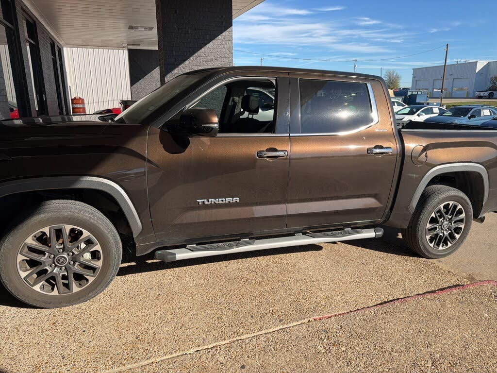 2023 Toyota Tundra Limited CrewMax Cab 4WD