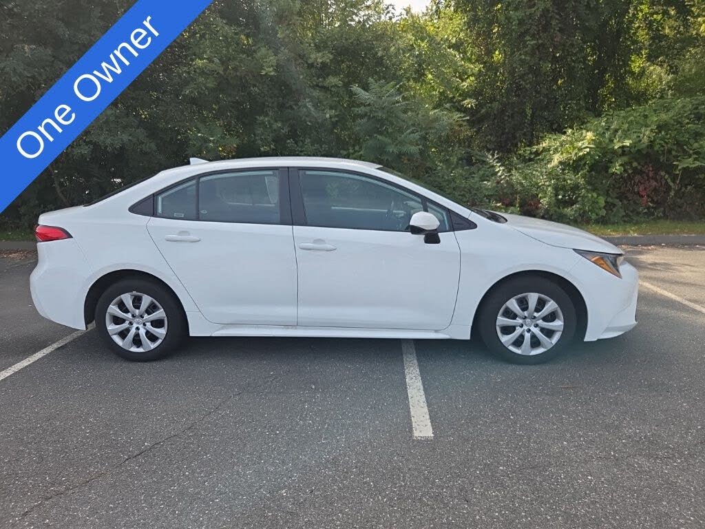 2024 Toyota Corolla LE FWD