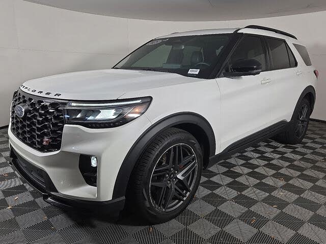 2025 Ford Explorer ST AWD