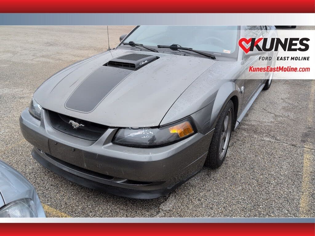 2004 Ford Mustang Mach 1 Coupe RWD