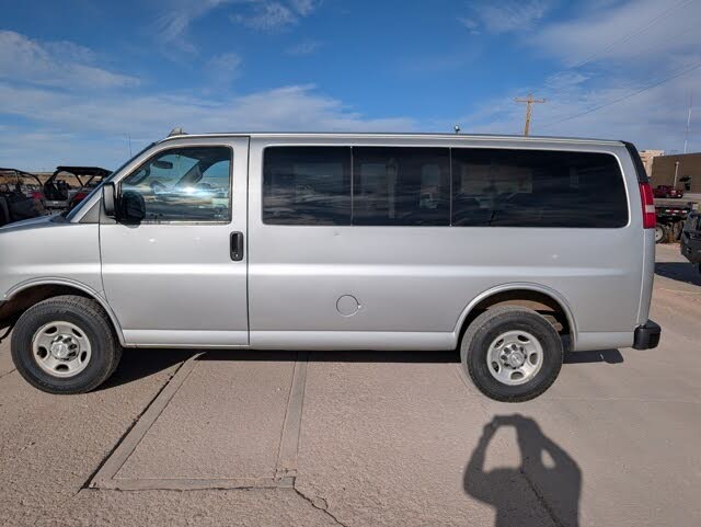 2016 Chevrolet Express 2500 LS RWD
