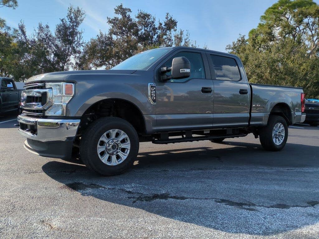 2022 Ford F-250 Super Duty XL Crew Cab 4WD