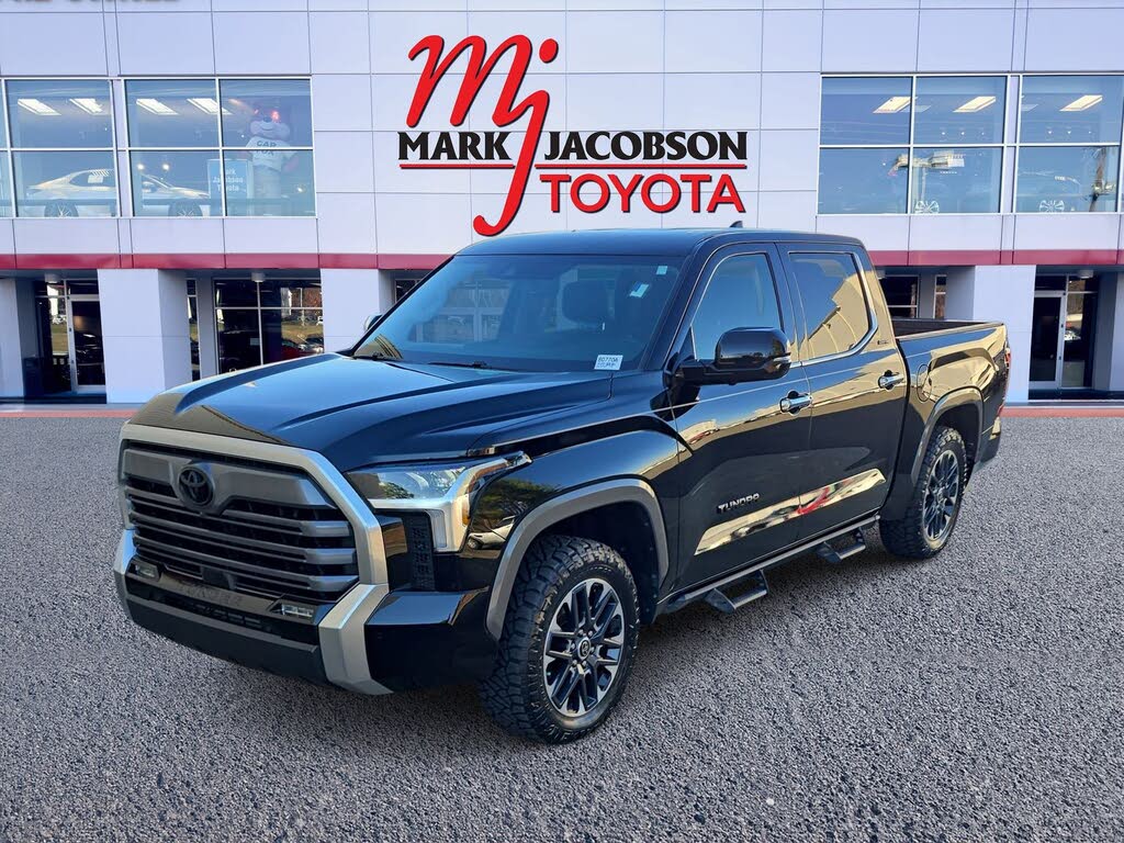 2023 Toyota Tundra Limited CrewMax Cab 4WD