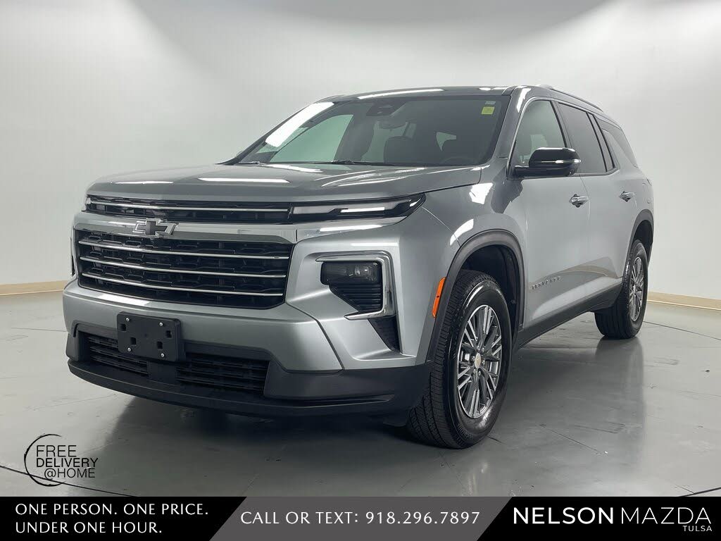 2024 Chevrolet Traverse LT FWD