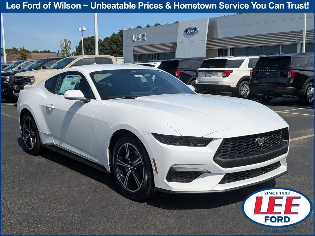 2025 Ford Mustang EcoBoost Fastback RWD