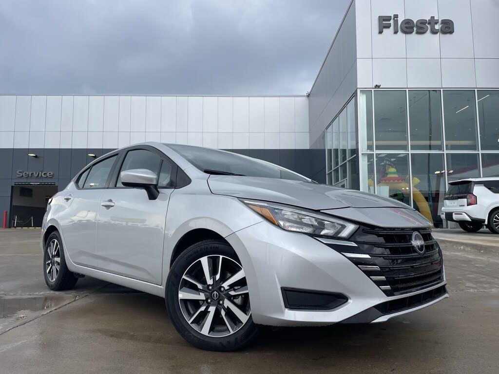 2025 Nissan Versa SV FWD