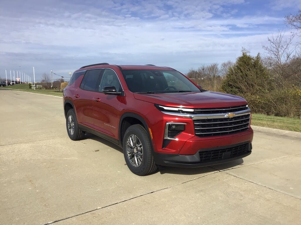 2026 Chevrolet Traverse LT FWD
