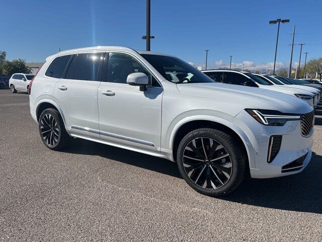 2026 Volvo XC90 B6 Plus 7-Passenger AWD