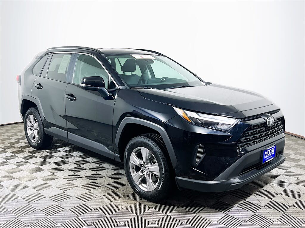 2023 Toyota RAV4 XLE FWD