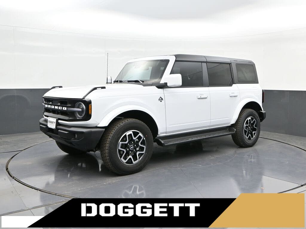 2025 Ford Bronco Outer Banks 4-Door 4WD