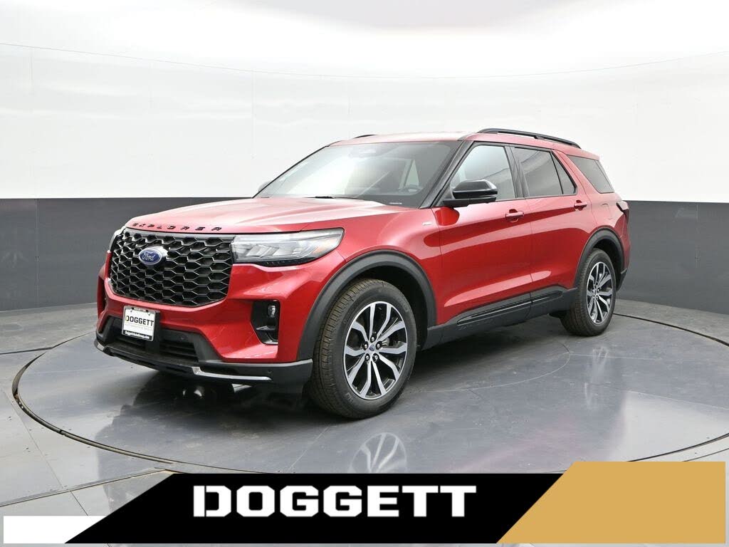 2025 Ford Explorer ST-Line RWD