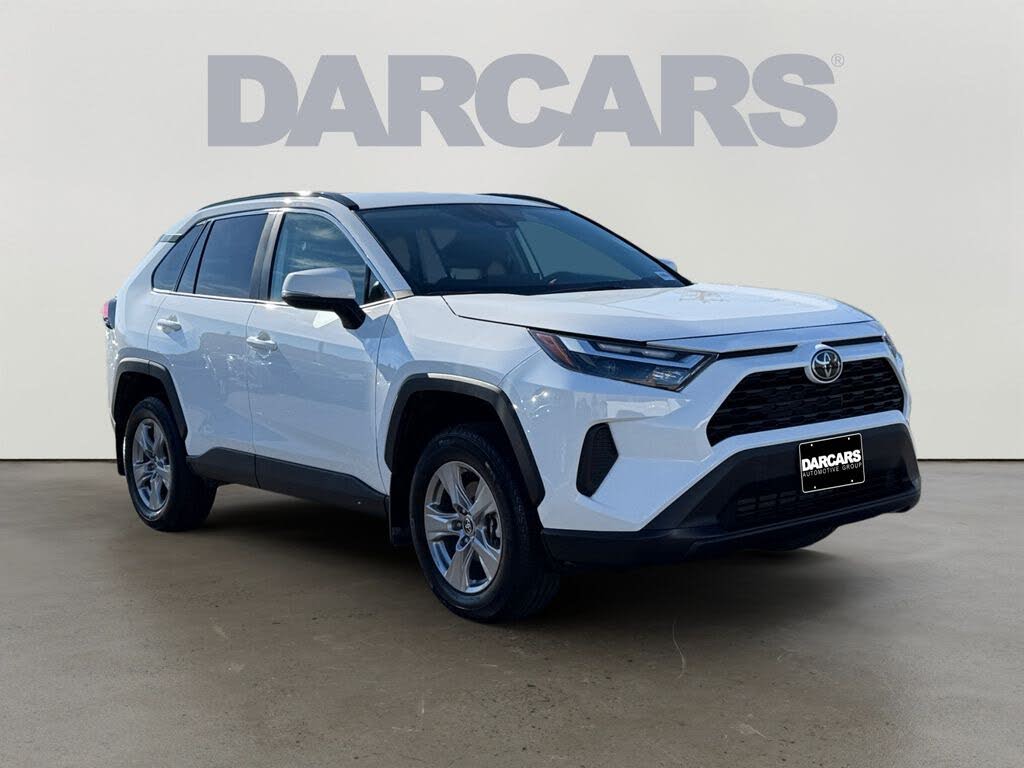 2025 Toyota RAV4 XLE AWD
