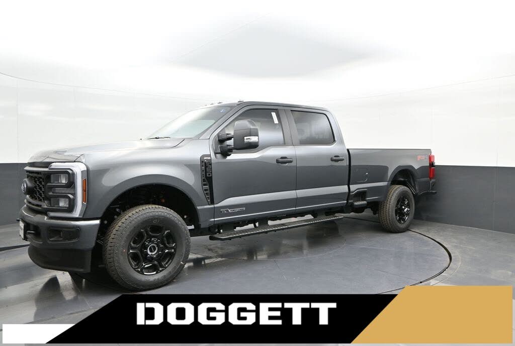 2026 Ford F-350 Super Duty XL Crew Cab 4WD