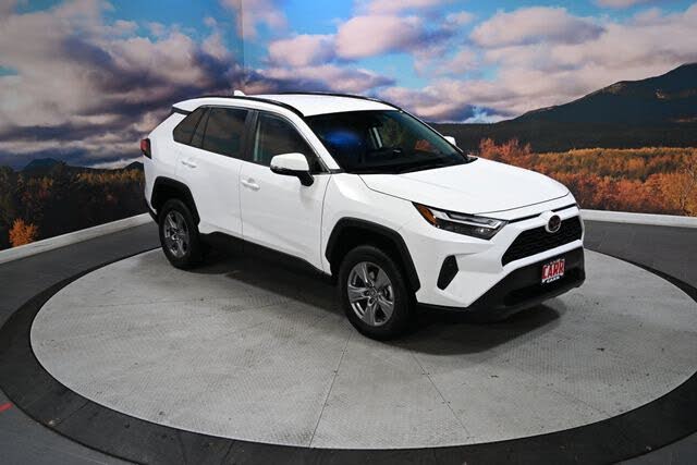 2024 Toyota RAV4 XLE AWD
