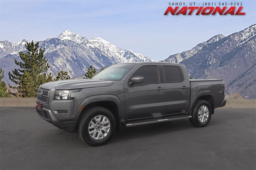 2022 Nissan Frontier SV Crew Cab 4WD