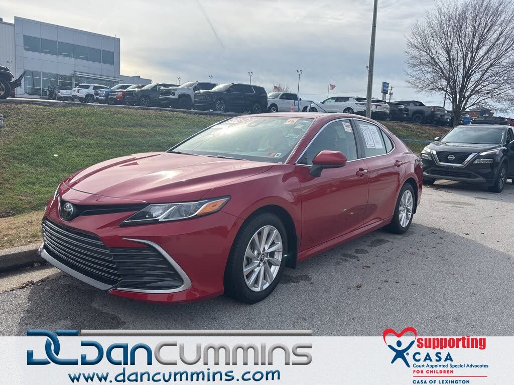 2023 Toyota Camry LE FWD