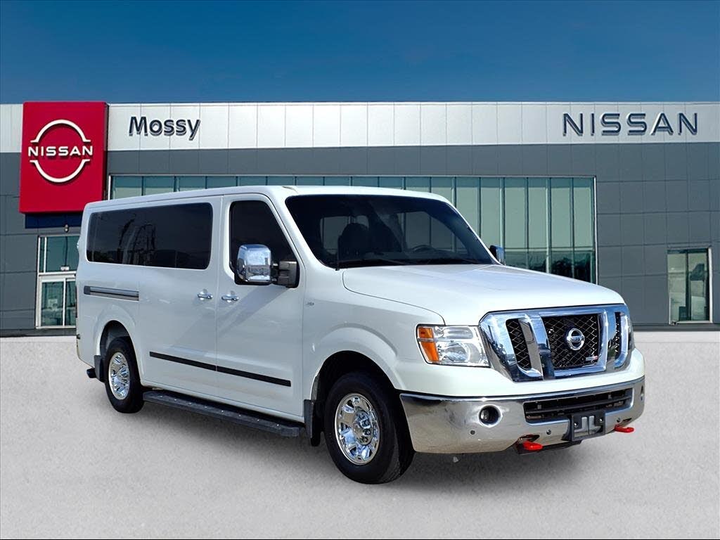 2013 Nissan NV Passenger 3500 HD SL