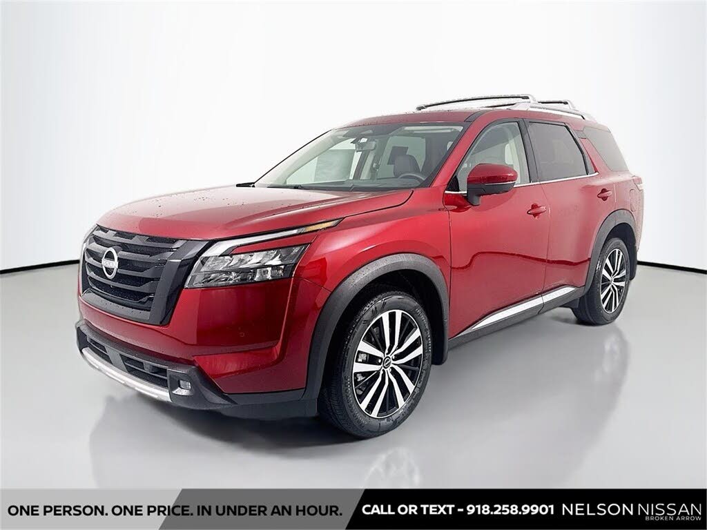 2025 Nissan Pathfinder Platinum 4WD