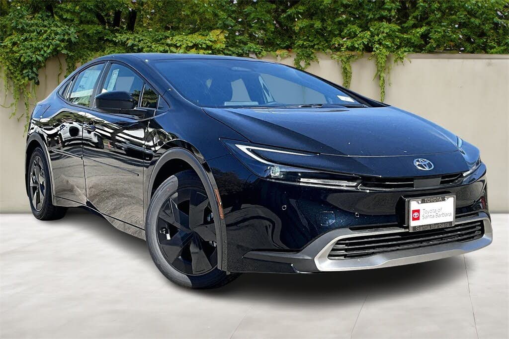 2026 Toyota Prius Plug-In Hybrid SE FWD