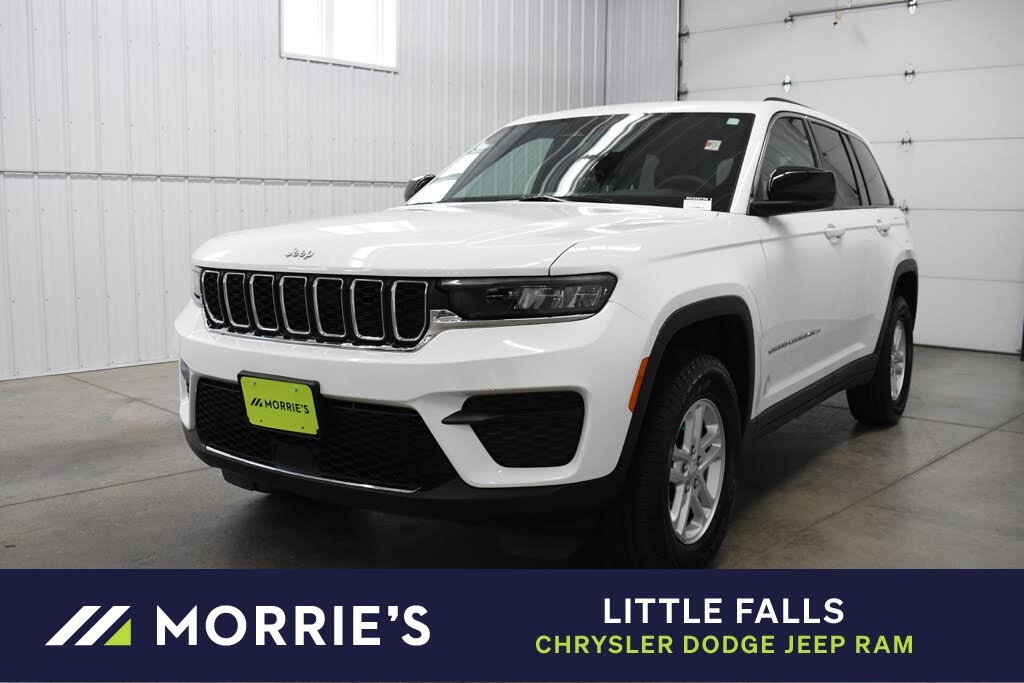 2024 Jeep Grand Cherokee Laredo 4WD
