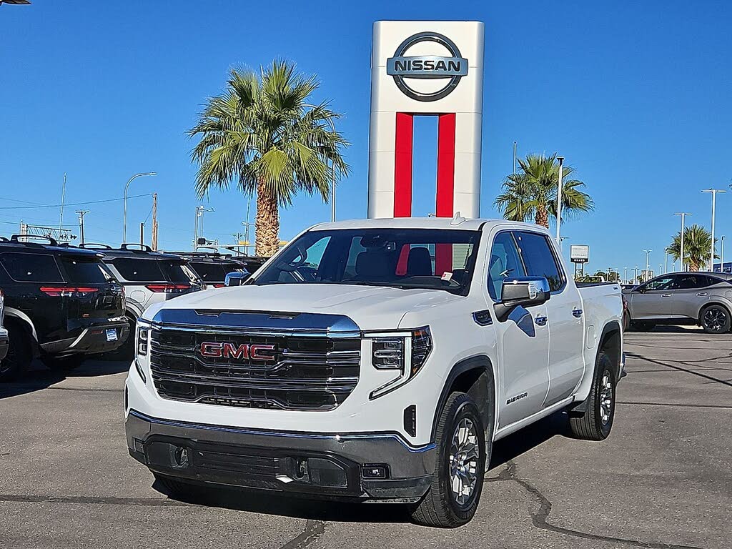 2025 GMC Sierra 1500 SLT Crew Cab 4WD