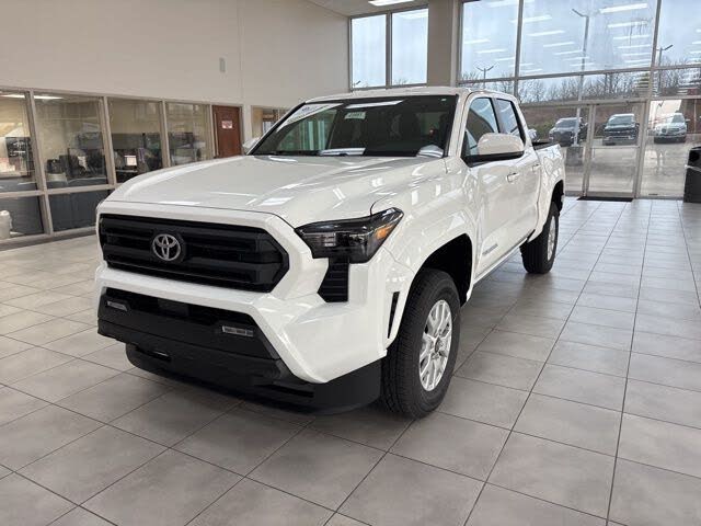 2025 Toyota Tacoma SR5 Double Cab 4WD
