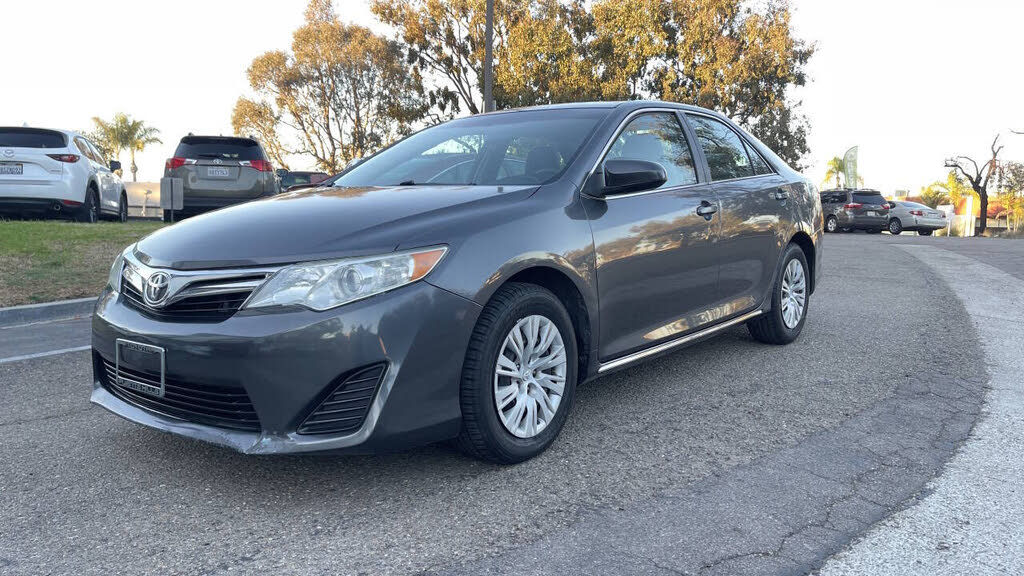 2013 Toyota Camry LE