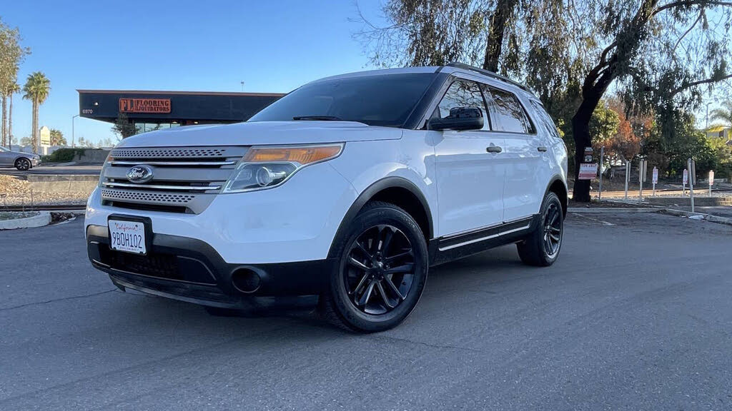 2015 Ford Explorer Base