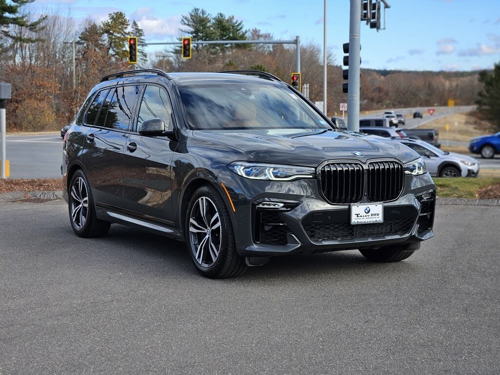 2022 BMW X7 M50i AWD