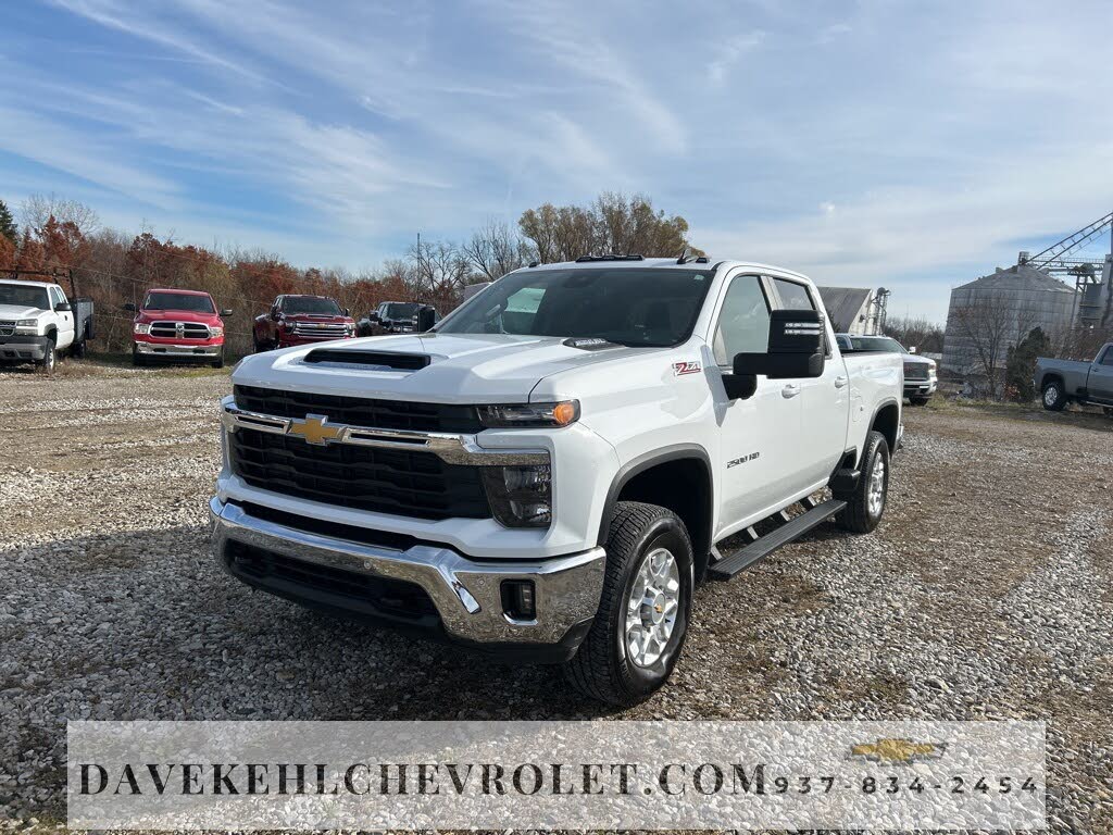2025 Chevrolet Silverado 2500HD LT Crew Cab 4WD