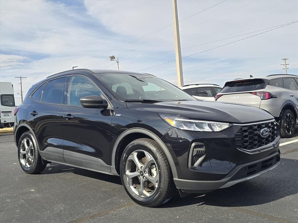 2025 Ford Escape ST-Line FWD
