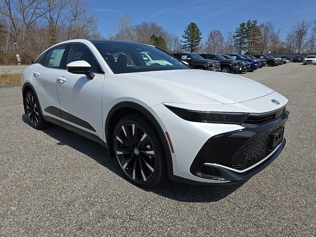 2025 Toyota Crown Platinum AWD