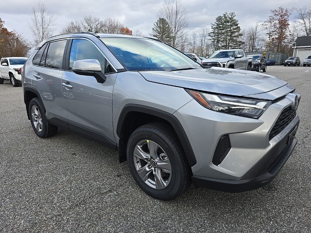 2025 Toyota RAV4 XLE AWD