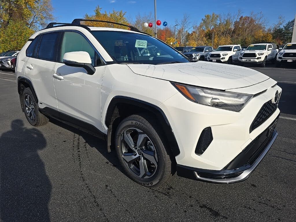 2025 Toyota RAV4 Plug-in Hybrid SE AWD