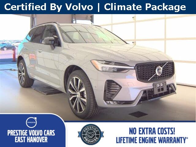 2025 Volvo XC60 B5 Plus Dark Theme AWD