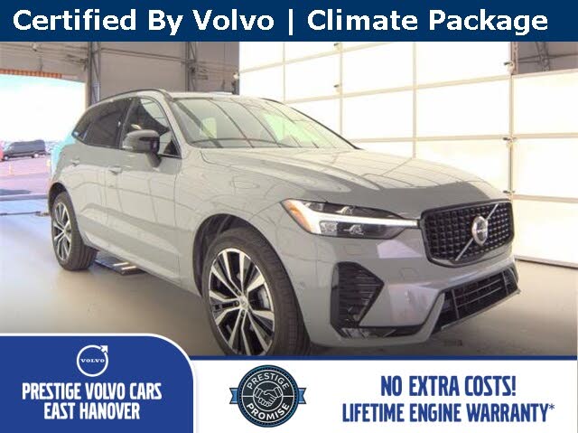2025 Volvo XC60 B5 Plus Dark Theme AWD