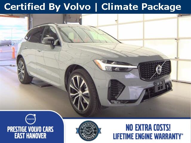 2025 Volvo XC60 B5 Plus Dark Theme AWD