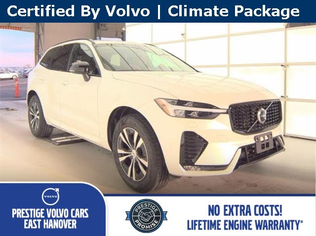 2025 Volvo XC60 B5 Core Dark Theme AWD