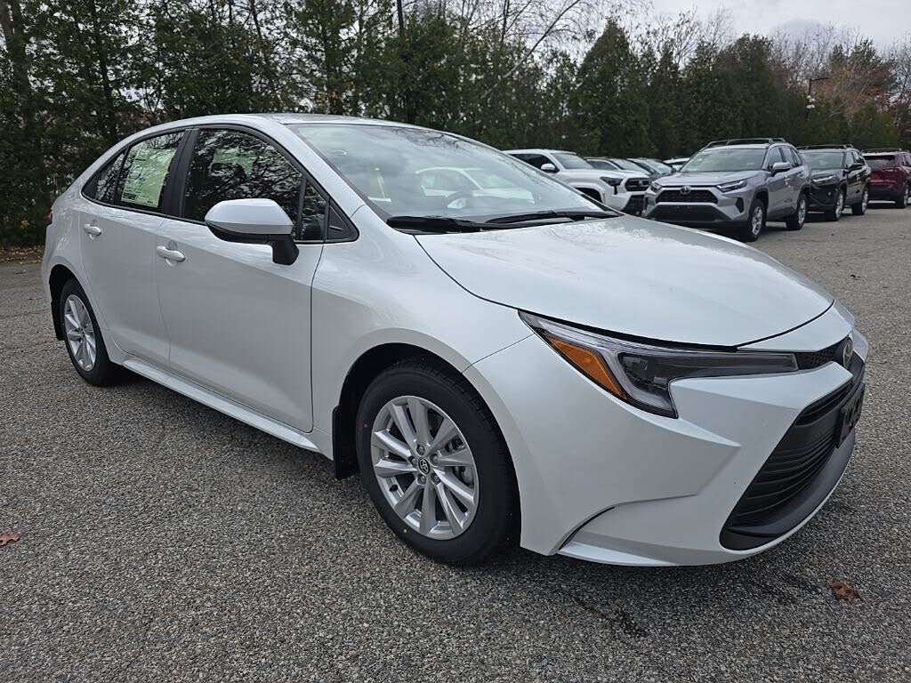 2026 Toyota Corolla Hybrid LE FWD