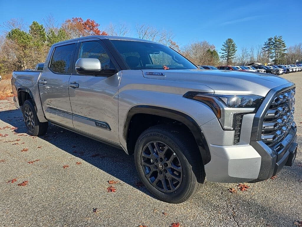 2026 Toyota Tundra Hybrid Platinum HV CrewMax Cab 4WD