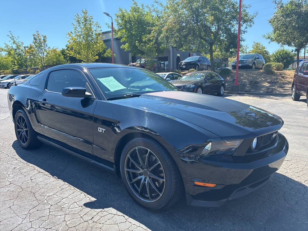 2010 Ford Mustang GT Coupe RWD