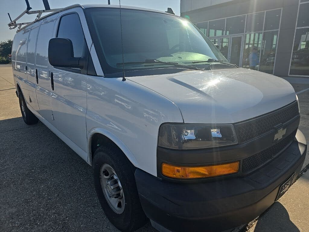 2018 Chevrolet Express Cargo 2500 Extended RWD