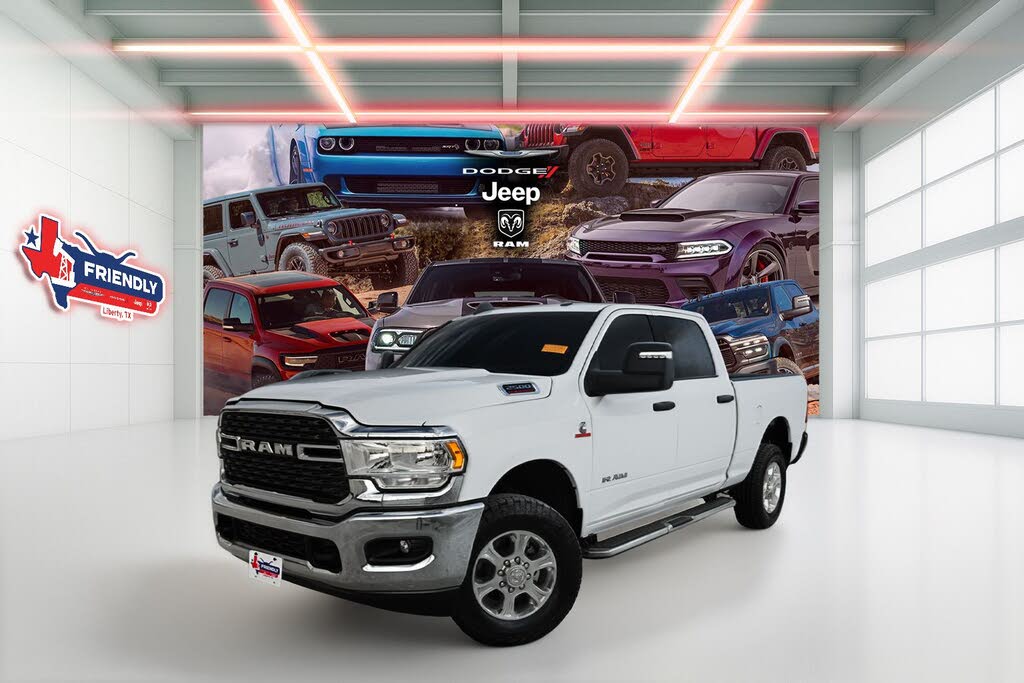 2024 RAM 2500 Big Horn Crew Cab 4WD