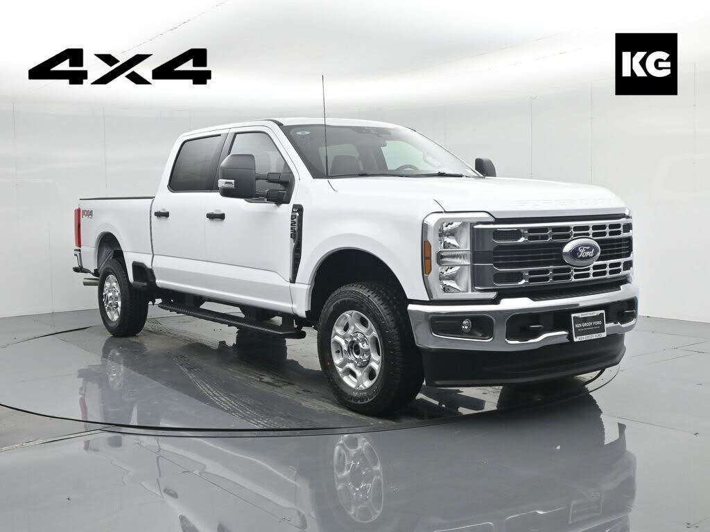 2026 Ford F-250 Super Duty XLT Crew Cab 4WD