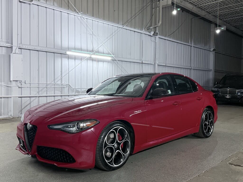 2022 Alfa Romeo Giulia Veloce RWD