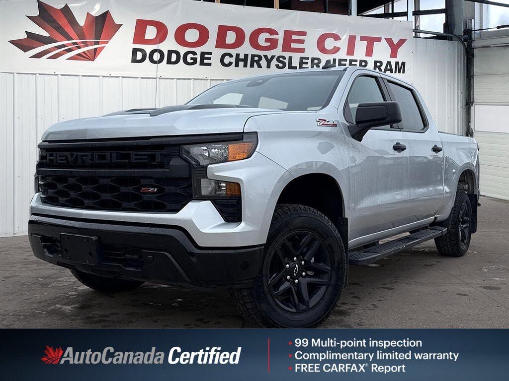 2022 Chevrolet Silverado 1500 Custom Trail Boss Crew Cab 4WD