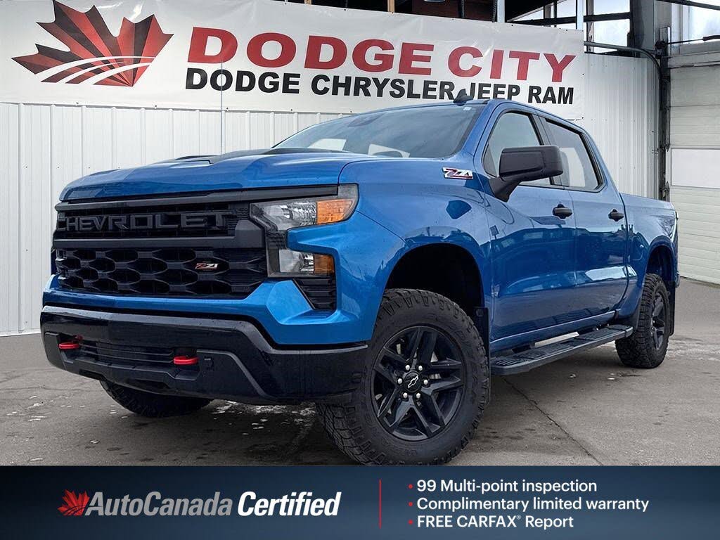 2023 Chevrolet Silverado 1500 Custom Trail Boss Crew Cab 4WD