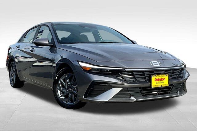 2024 Hyundai Elantra SEL FWD